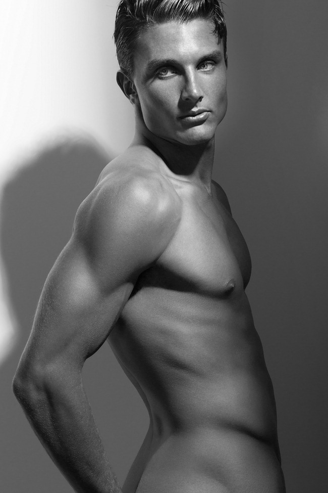 Male model photo shoot of RobertMacEwen in Los Angeles