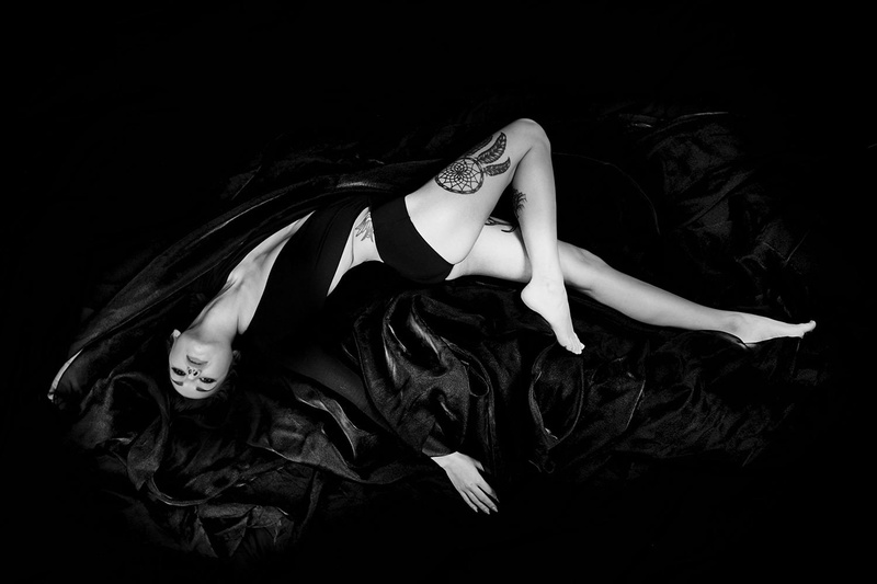 Female model photo shoot of m_revelry