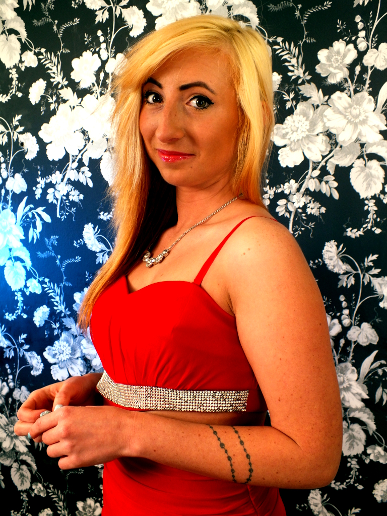 Female model photo shoot of SandySimon in Boghall / UK