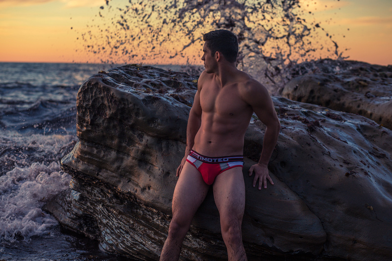 Male model photo shoot of juliuscesarr in Sunset Cliffs