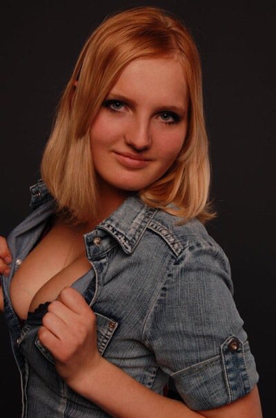Female model photo shoot of schooter