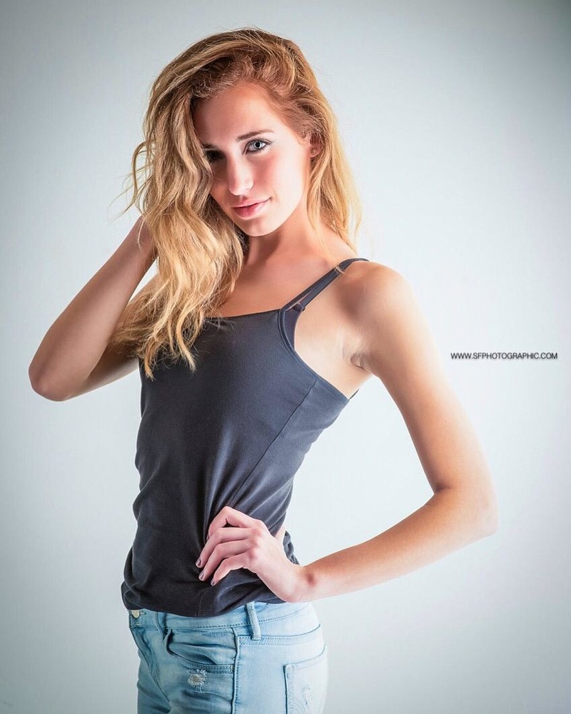 Female model photo shoot of briannafuller2