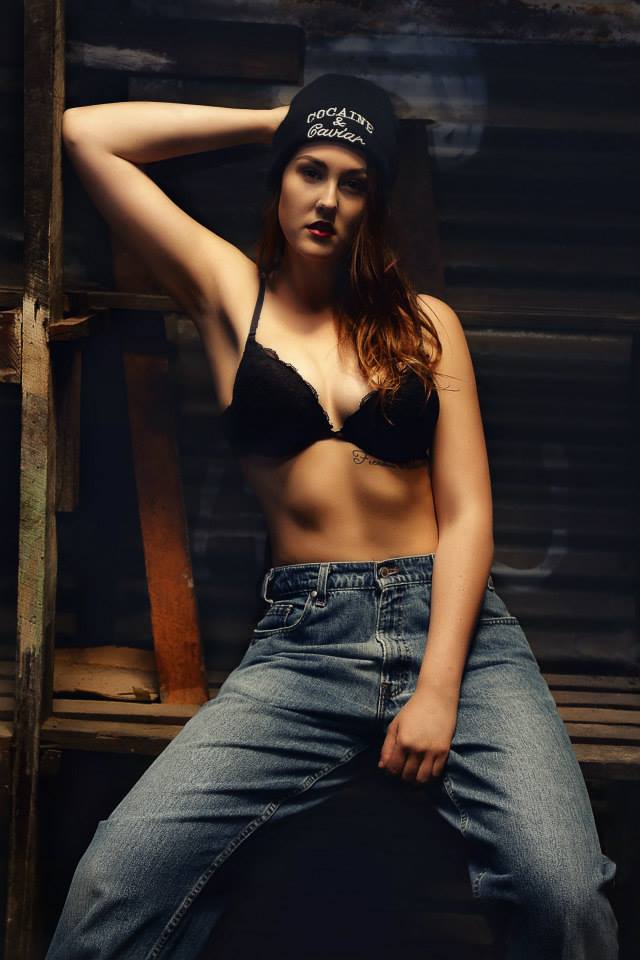 Female model photo shoot of Rosie-lee