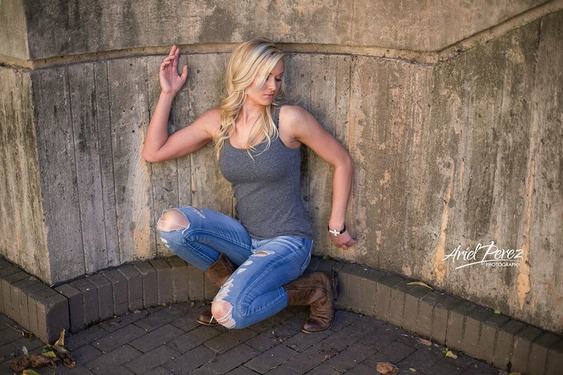 Female model photo shoot of TaylorMoretzz in Winston.NC