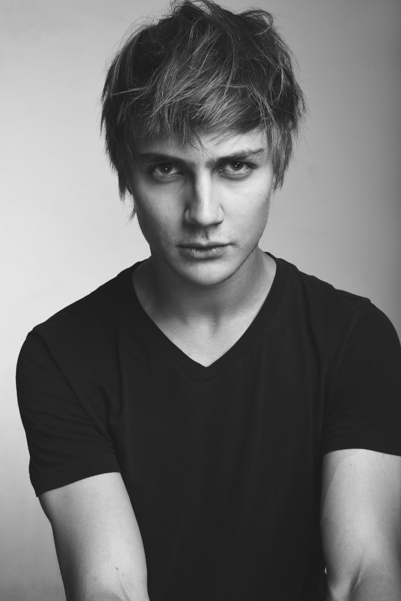 Male model photo shoot of Andrey Kalugin