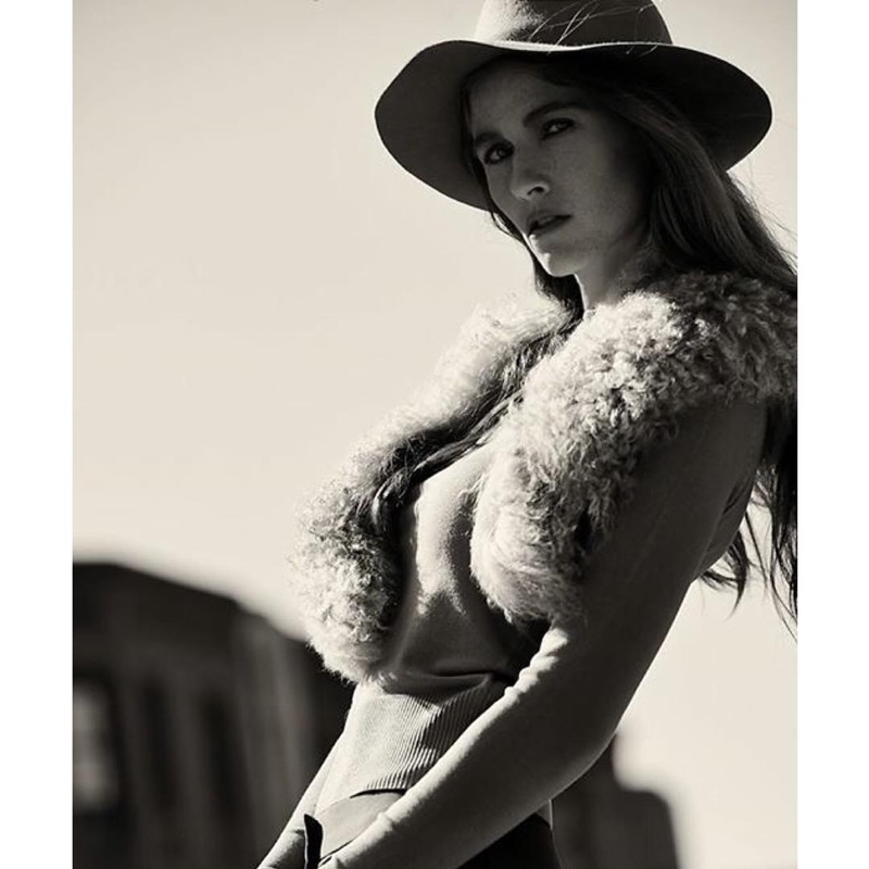 Female model photo shoot of Michelle Helker in Minneapolis