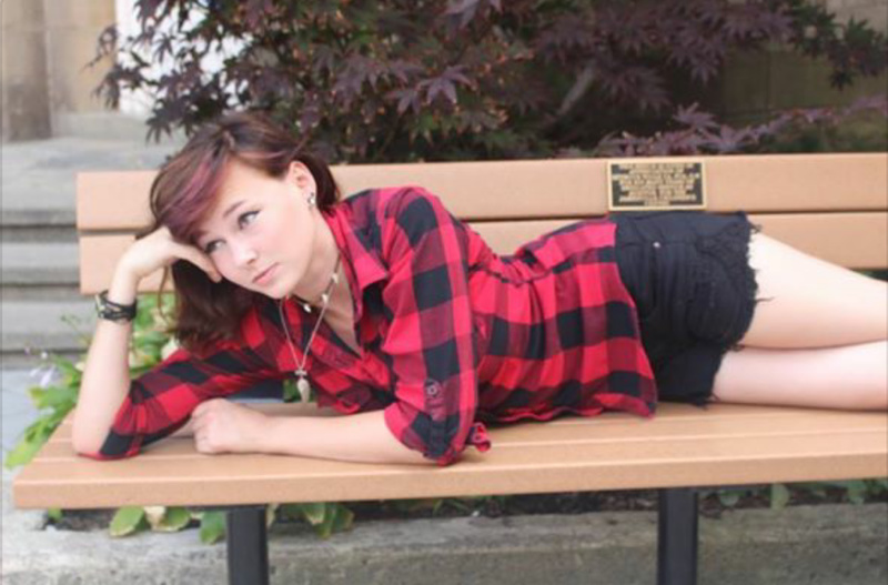 Female model photo shoot of Jen_Lobby