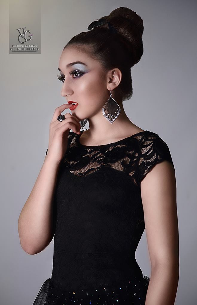 Female model photo shoot of Mensa Khan in Birmingham, West Midlands