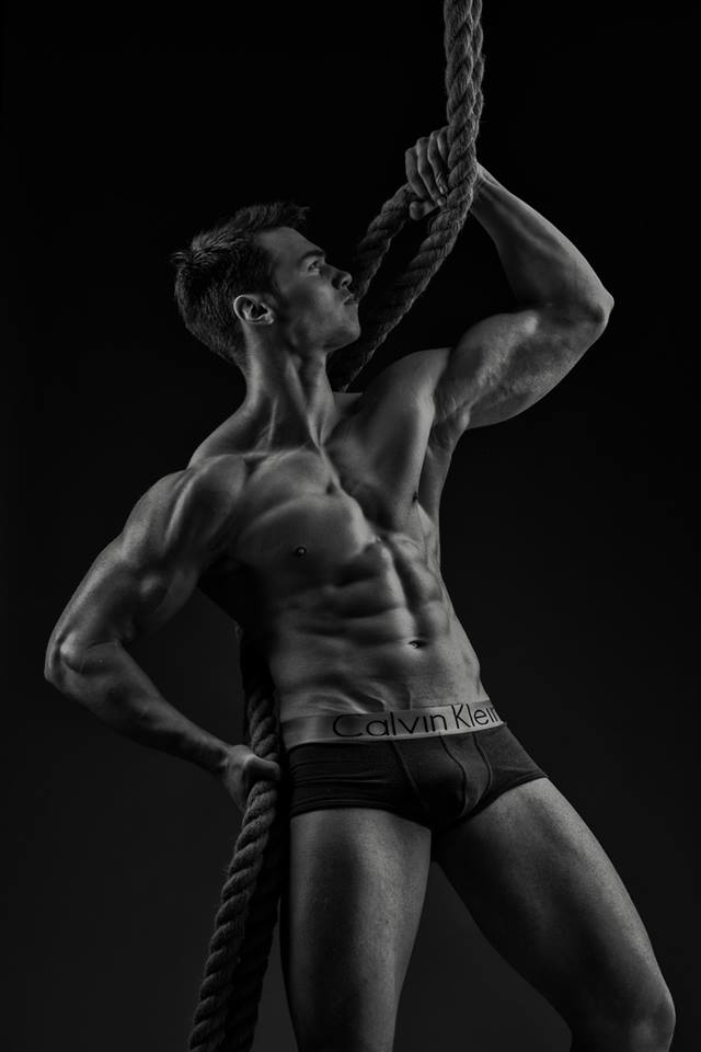 Male model photo shoot of Lukas Smagurauskas