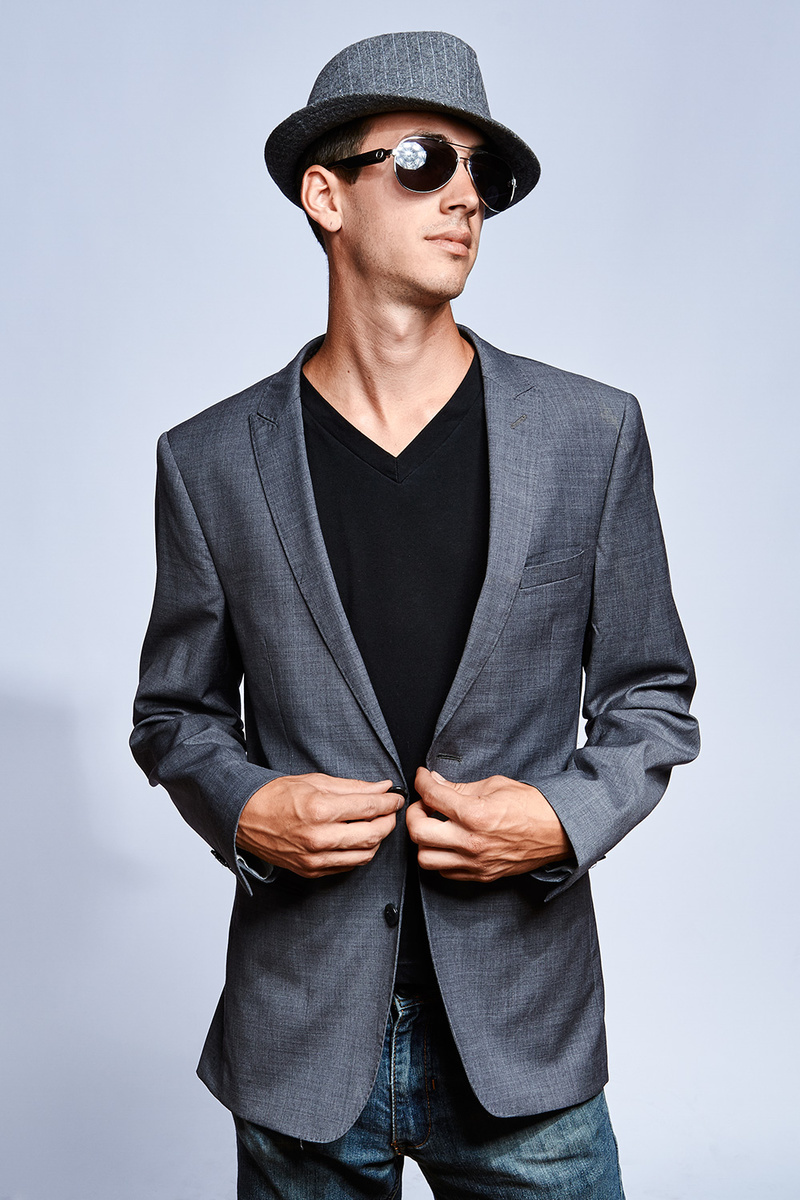 Male model photo shoot of Erik Marcinkowski