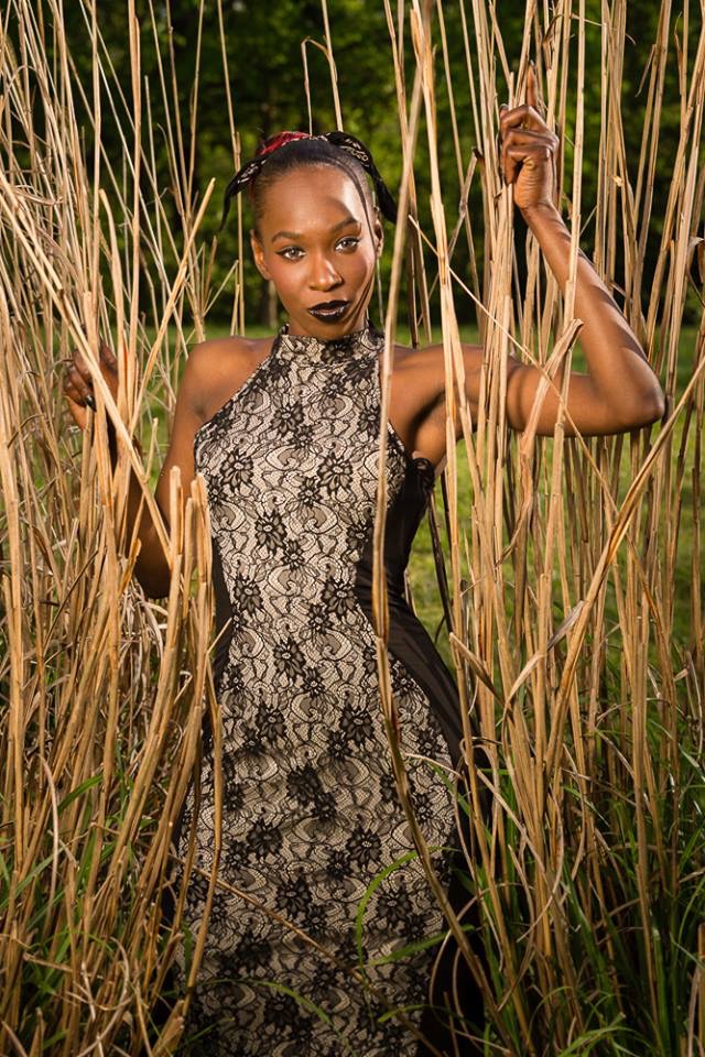 Female model photo shoot of iTz Dominica 