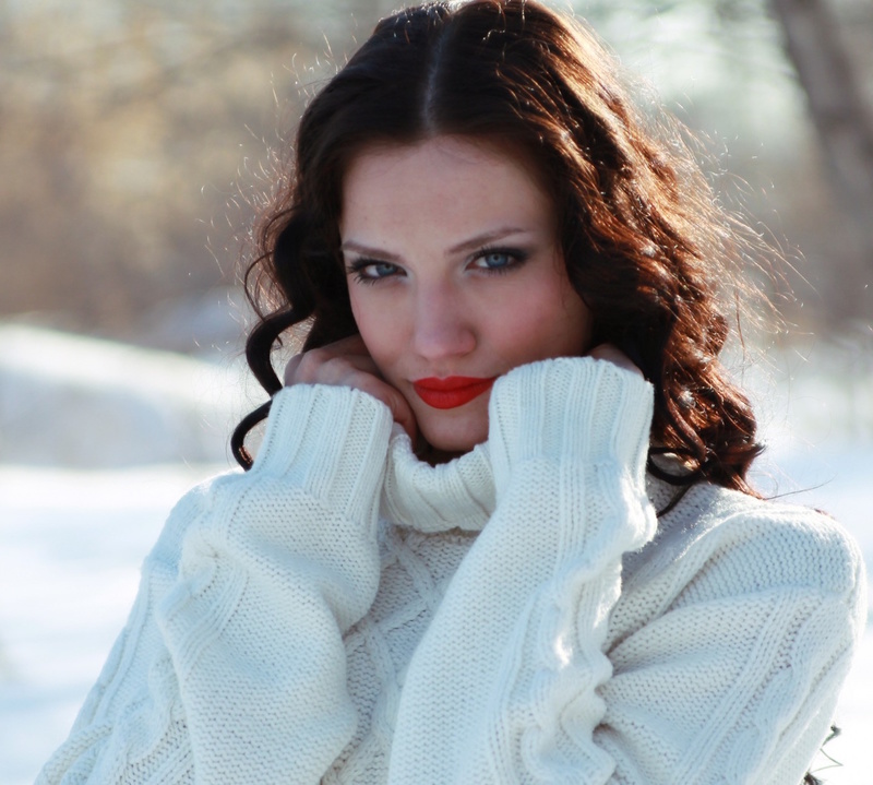 Female model photo shoot of Anna Sergushkina