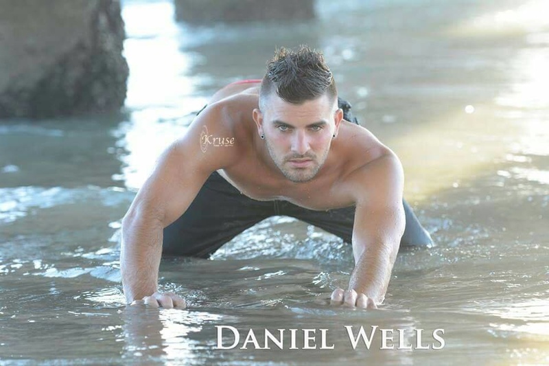 Male model photo shoot of Daniel Wells 24 in Manhattan Beach, CA