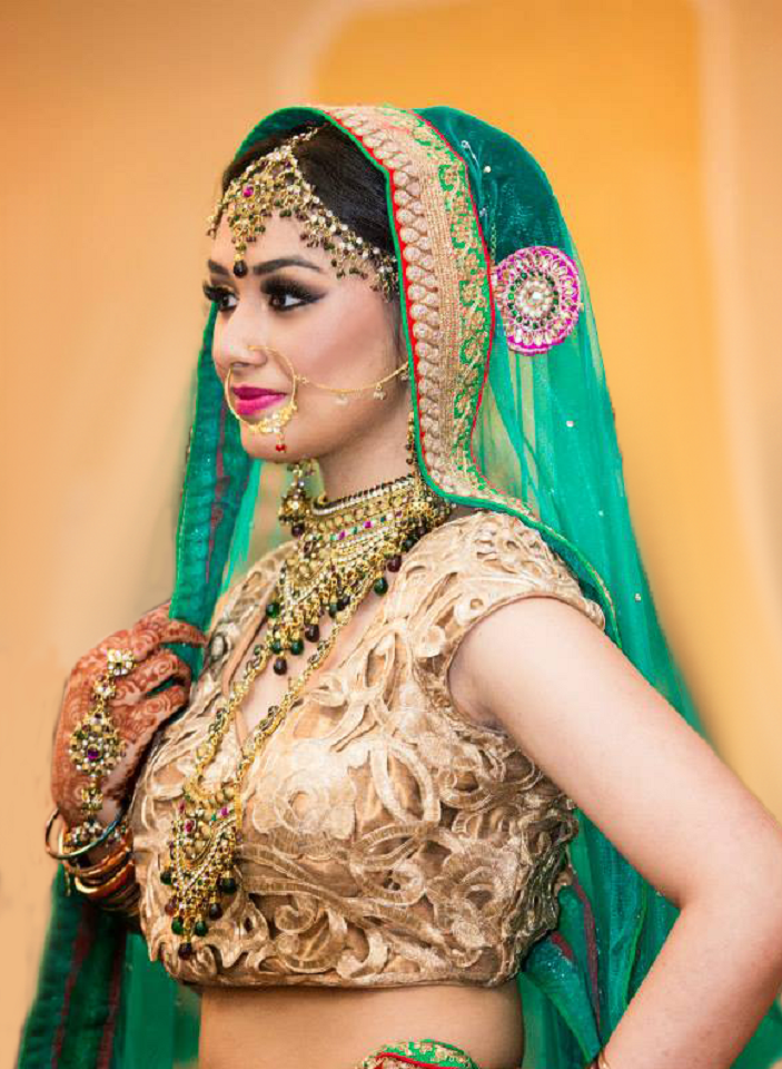 Female model photo shoot of Anitra Chatargun