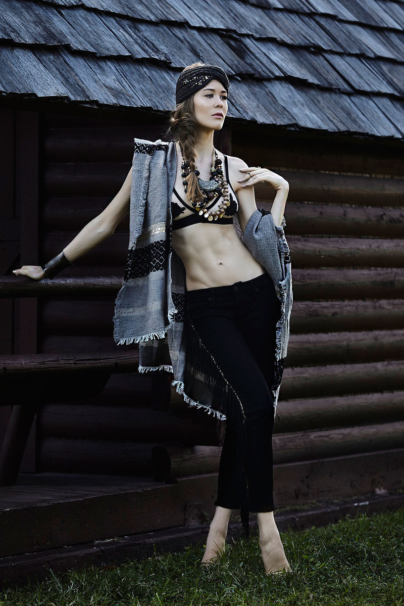 Female model photo shoot of Toni Lo