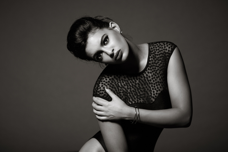 Female model photo shoot of Niyla Iman Artistry
