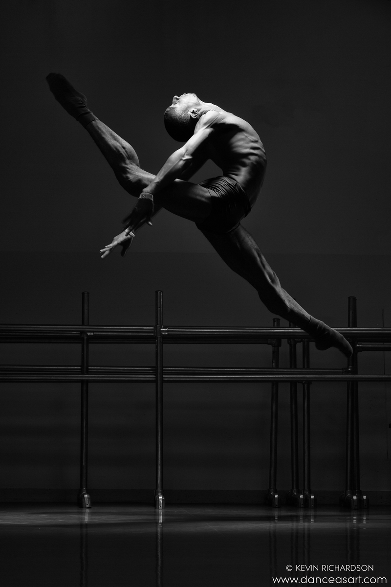 Male model photo shoot of Boy_ballet in Peridance