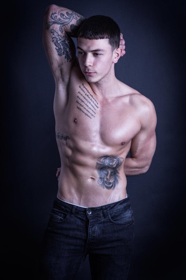 Male model photo shoot of ThomasLeeTrinkl