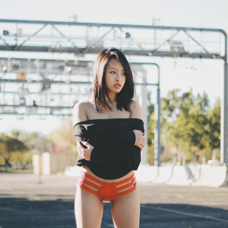 Female model photo shoot of Christy Truong
