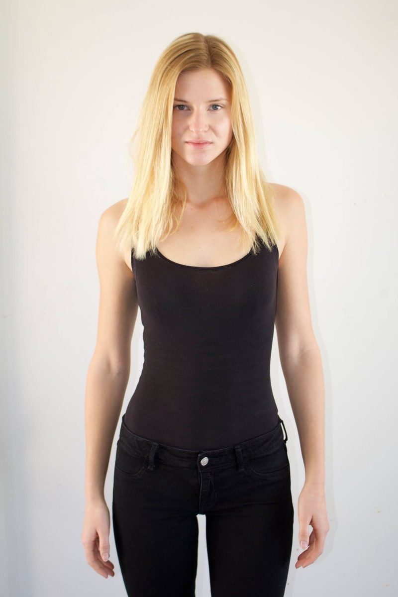 Female model photo shoot of leamcb
