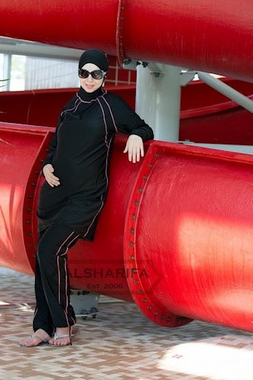 Female model photo shoot of Hijabii Lov3 in Dearborn Heights