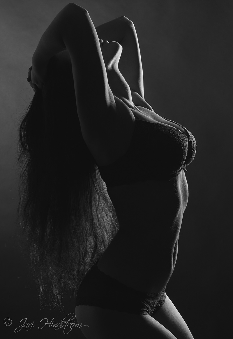 Female model photo shoot of sinaevelina