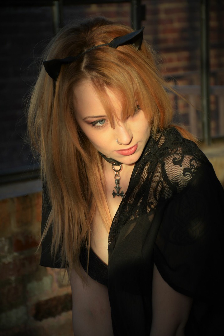 Female model photo shoot of Amber_Selene