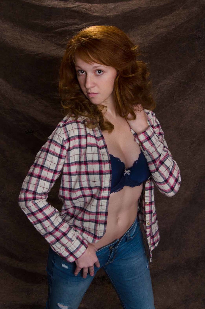 Female model photo shoot of dns1092