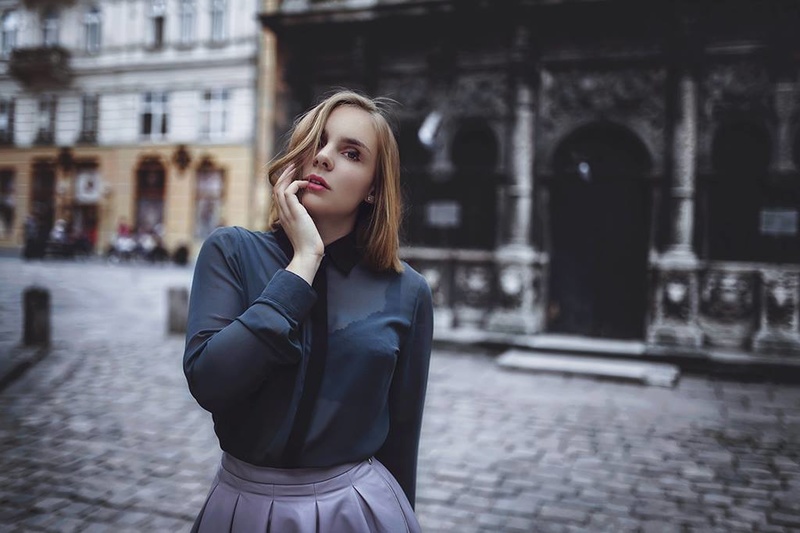 Female model photo shoot of Lana Chaykivska