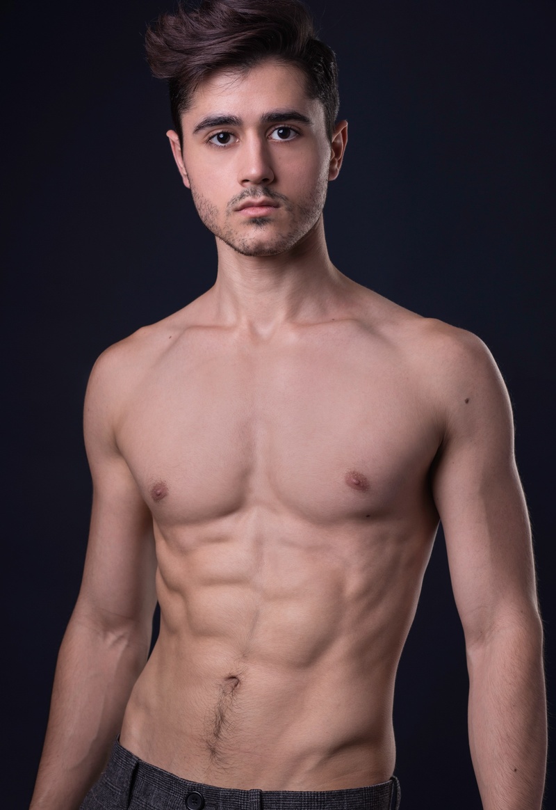 Male model photo shoot of Andrew Rappo