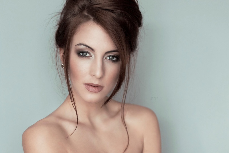 Female model photo shoot of Tarakirsty
