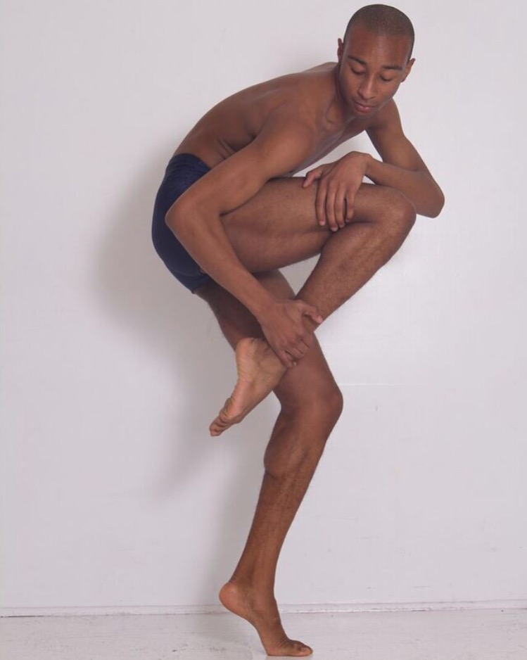 Male model photo shoot of Boy_ballet