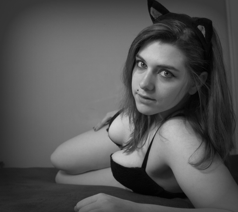 Female model photo shoot of kittenpanzer