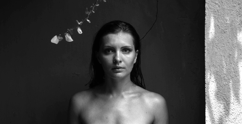 Female model photo shoot of Sasha1102 by EricRichard