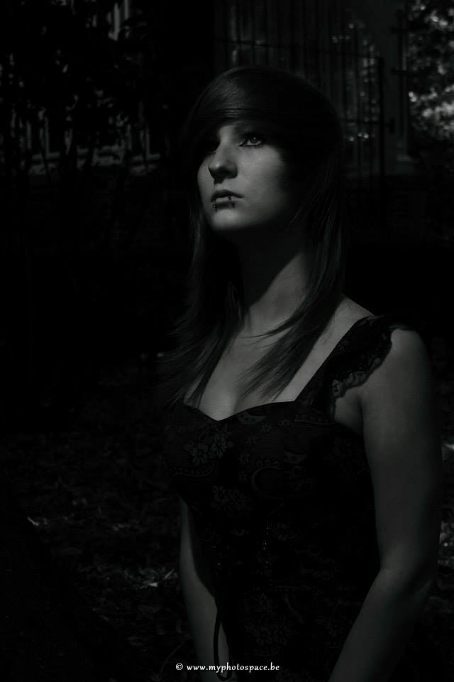 Female model photo shoot of Eva_Baeyens