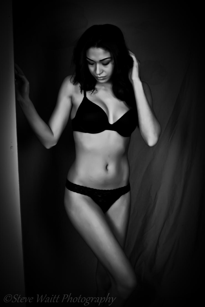 Female model photo shoot of Ava  Lanche by Steve Waitt