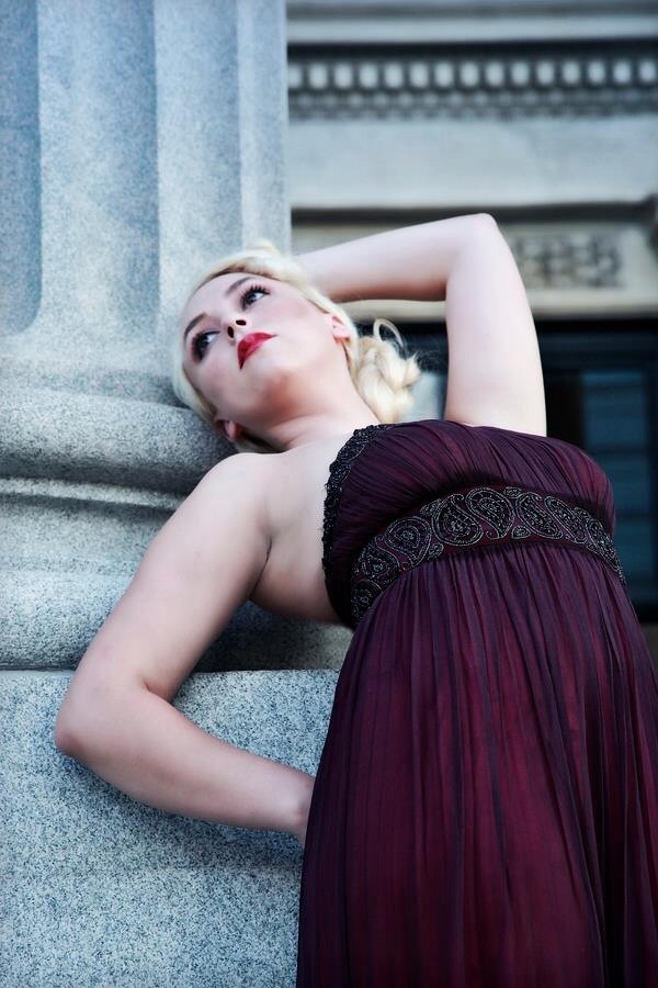 Female model photo shoot of Dria Sorrows
