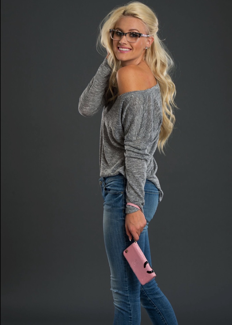 Female model photo shoot of Barbiesar in Regina SK