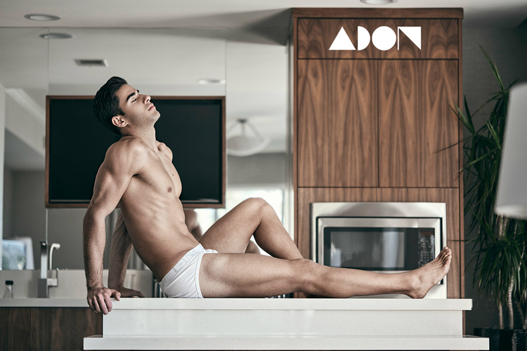 Male model photo shoot of Furkan Tan