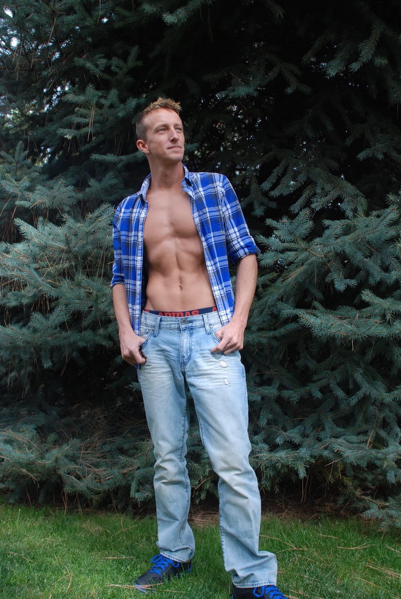 Male model photo shoot of Znboi in Post Falls,ID