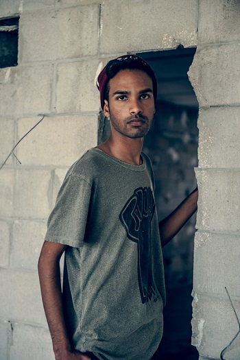 Male model photo shoot of Nareshmara