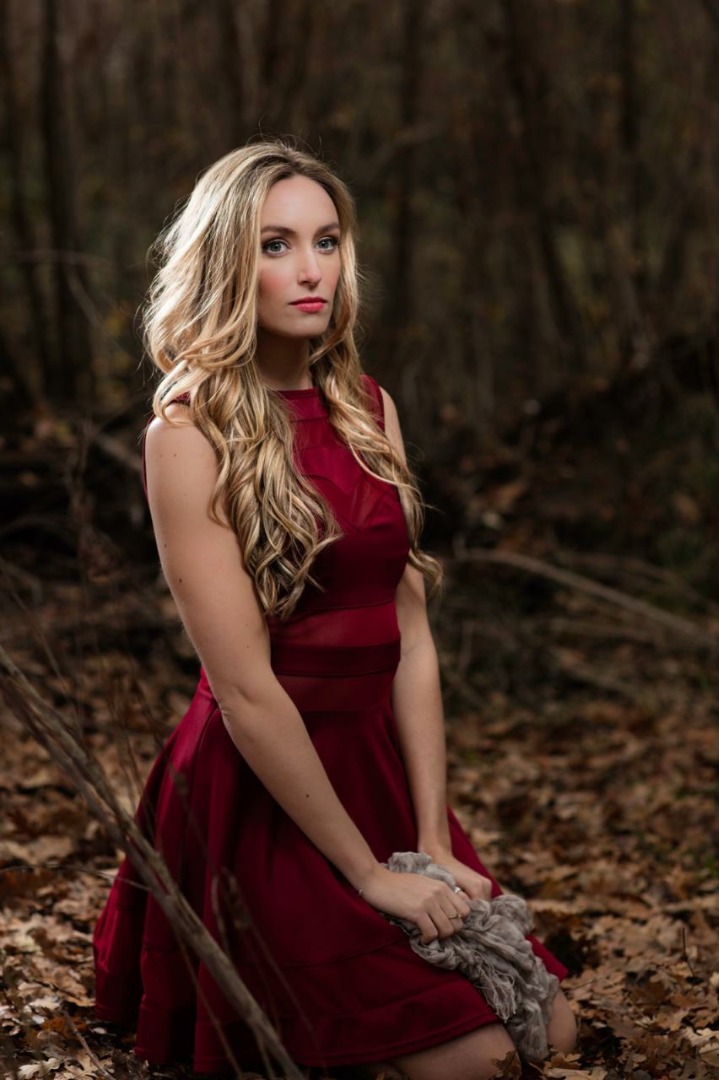 Female model photo shoot of Heather Ashley Lynn