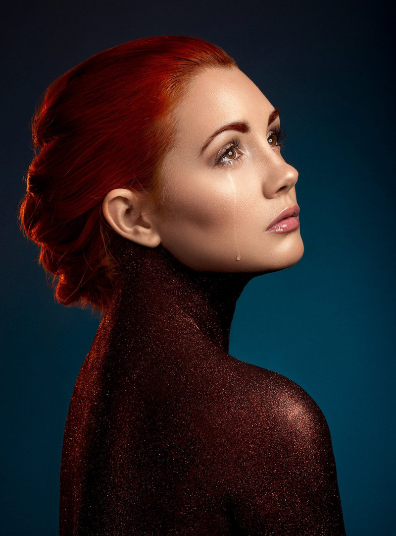 Female model photo shoot of Bloody Betty in Studio Cromosoma