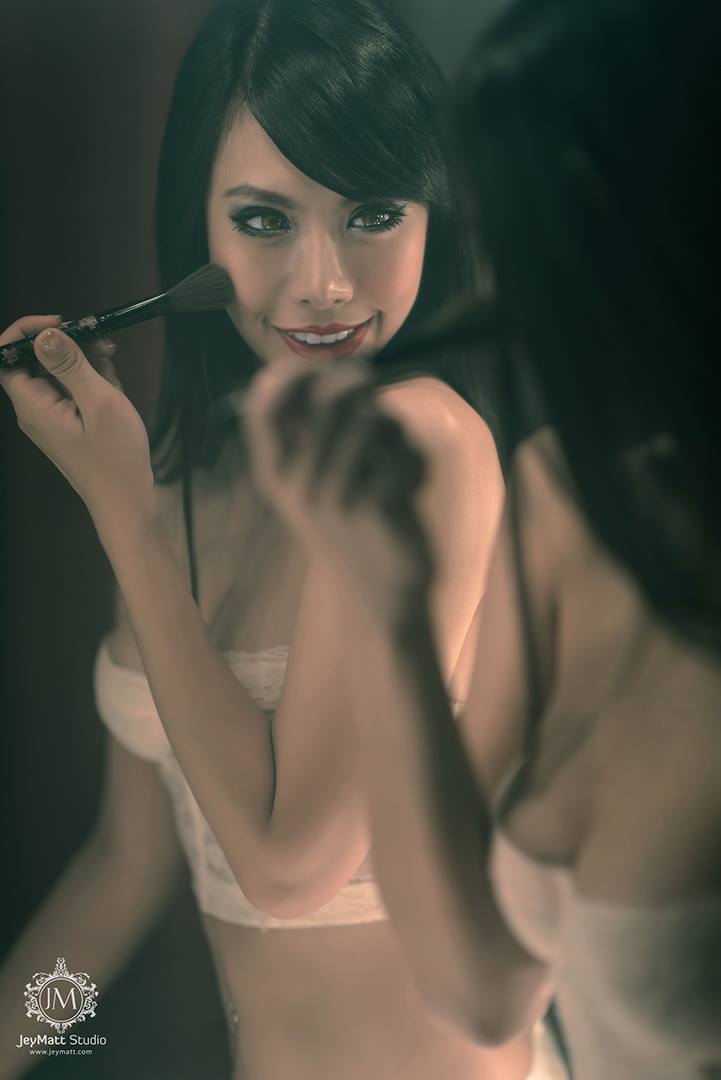 Female model photo shoot of Elene Ong