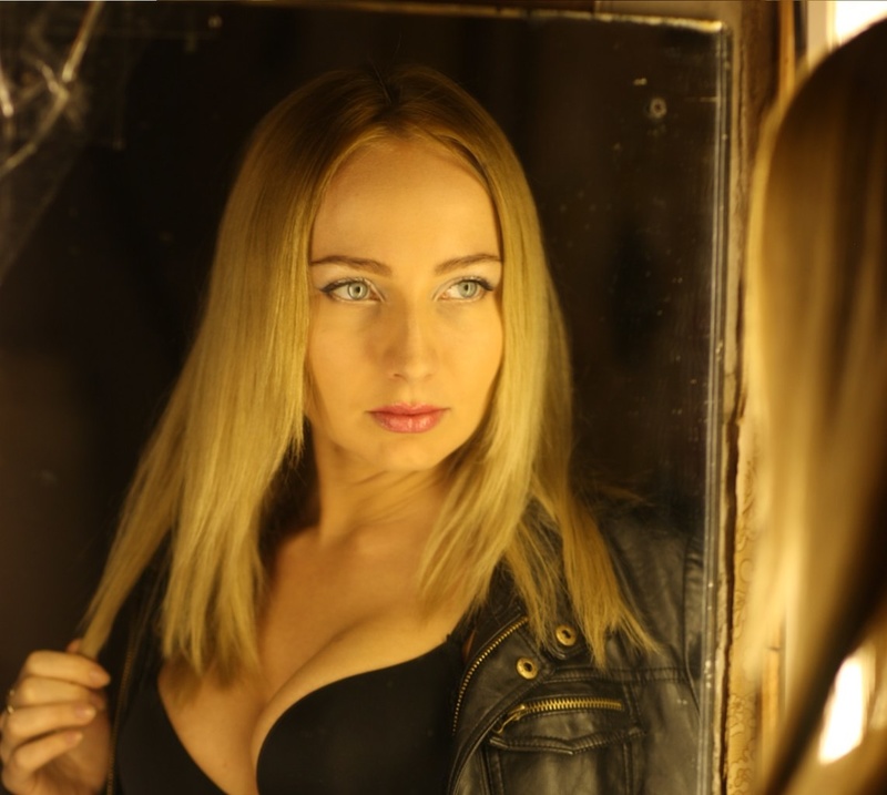 Female model photo shoot of Svetlana N