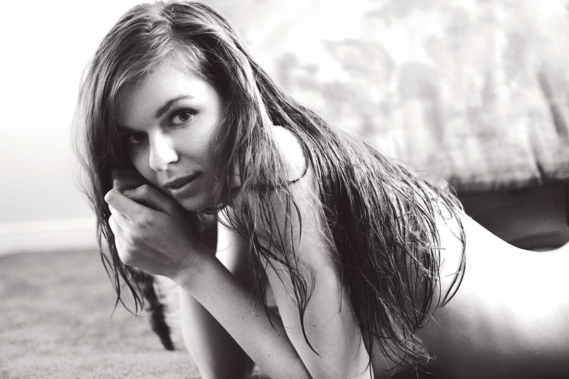 Female model photo shoot of Andrea Litke
