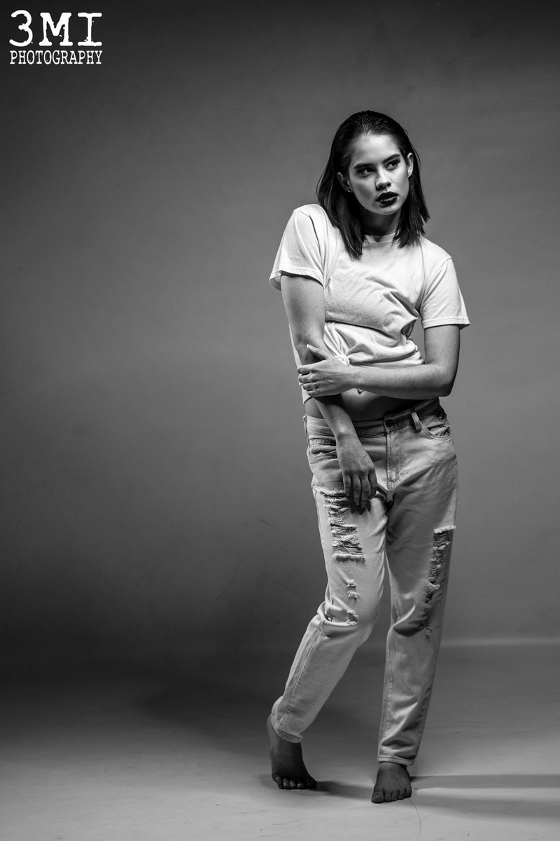 Female model photo shoot of MirandaEduarda