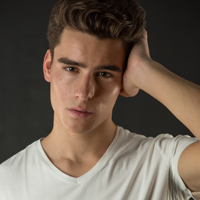 Male model photo shoot of Tiago Esteves Coluna