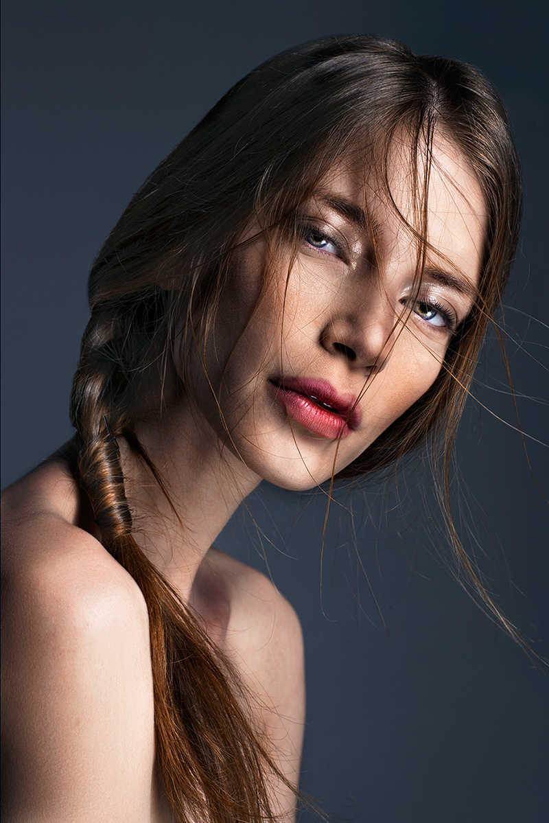 Female model photo shoot of Alessandra Fiori
