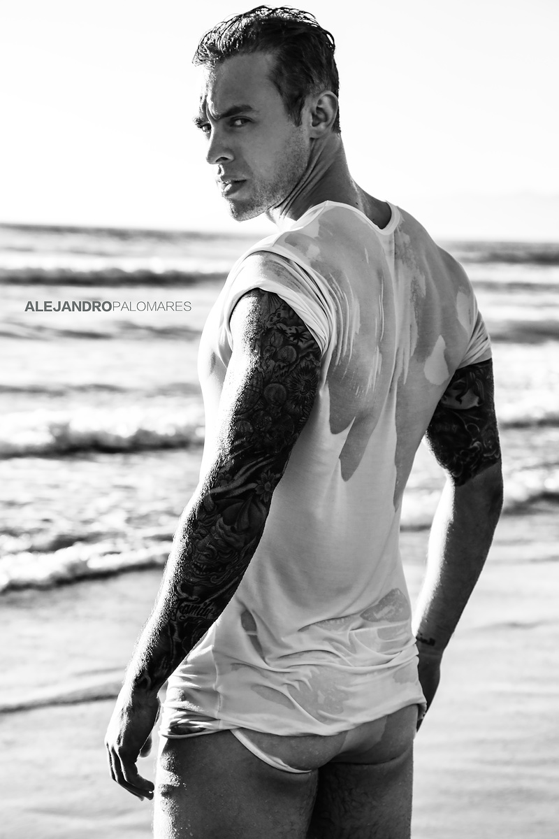 Male model photo shoot of AlejPalPhotography in Venice Beach, CA
